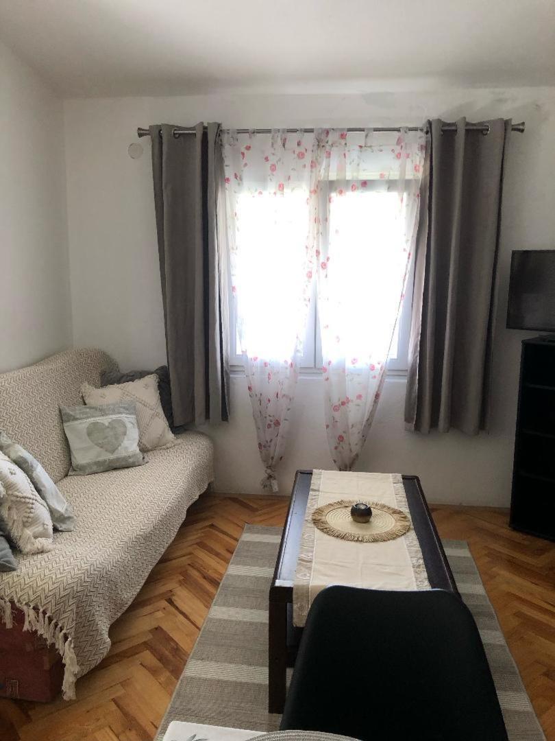 Apartman Suky Sukošan Exterior foto